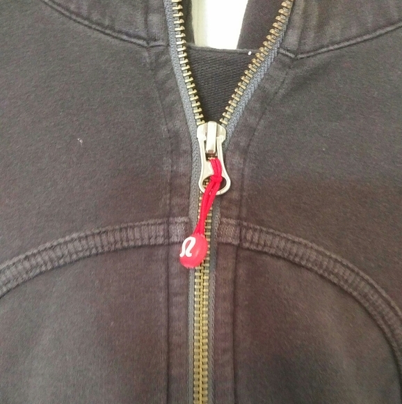 Lululemon Define "Love" Jacket, size 8 - Picture 5 of 5